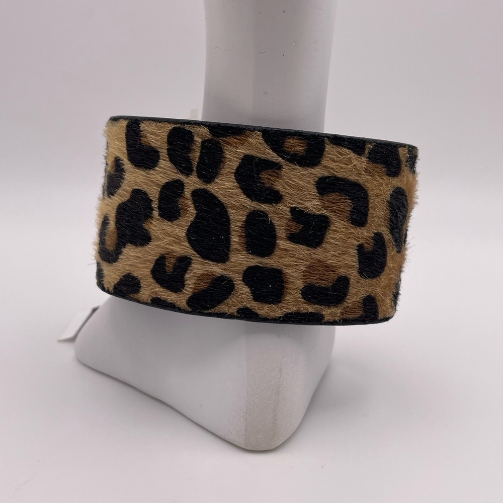 Thalia Sodi Leopard Print Bracelet